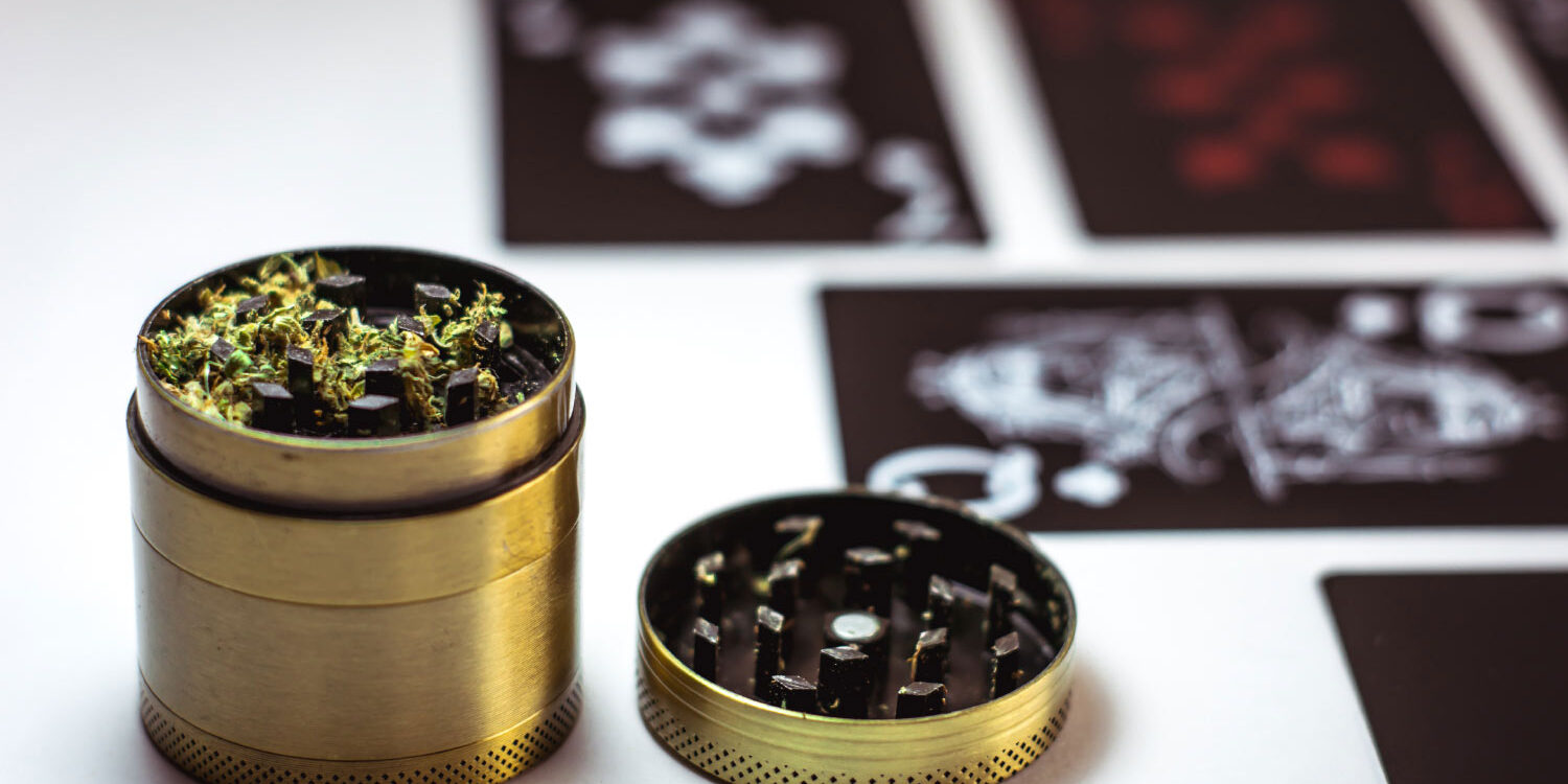 weed003